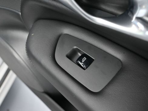 Used 2024 Volvo XC90 B5 Plus image 52