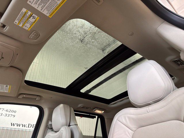 Used 2019 Lincoln Navigator Reserve w/ Cargo Package AWD/4WD image 35