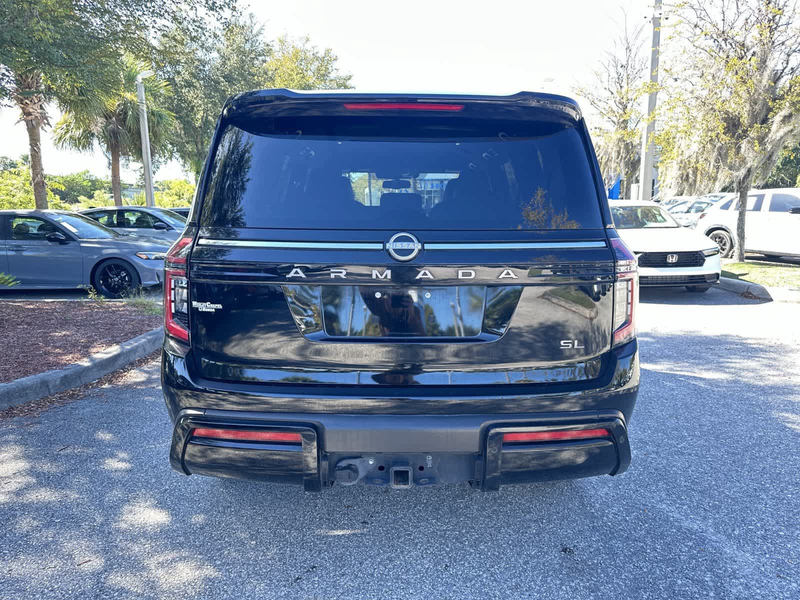 Used 2025 Nissan Armada SL w/ Captain's Chari Seat Package AWD/4WD image 5