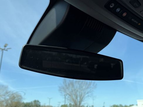 Used 2022 Chevrolet Silverado 1500 RST w/ Z71 Off-Road Package image 22