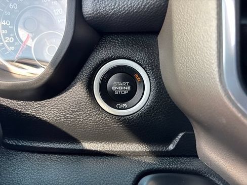 Used 2020 RAM 1500 Laramie AWD/4WD image 17