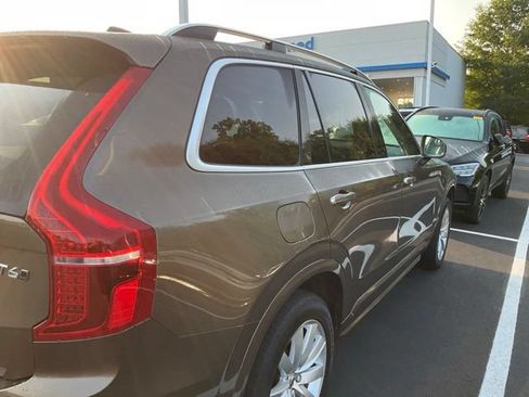 Used 2016 Volvo XC90 T6 Momentum w/ Momentum Plus Package AWD/4WD image 6