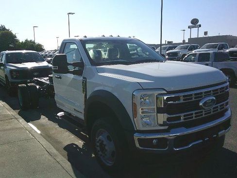 Used 2024 Ford F550 4x4 Regular Cab Super Duty image 14