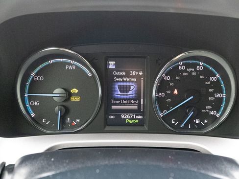 Used 2018 Toyota RAV4 Limited w/ Carpet Mat Package image 15