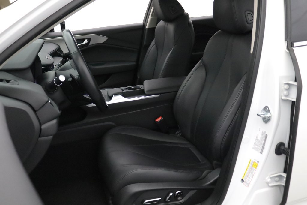 Certified 2023 Acura TLX FWD image 2