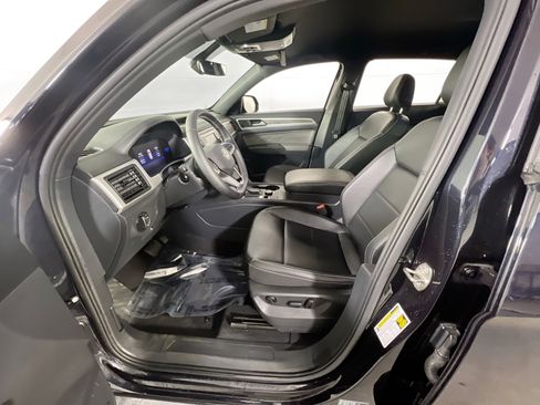 Used 2023 Volkswagen Atlas Cross Sport SE AWD/4WD image 20