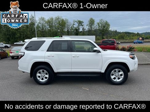 Used 2014 Toyota 4Runner SR5 AWD/4WD image 4