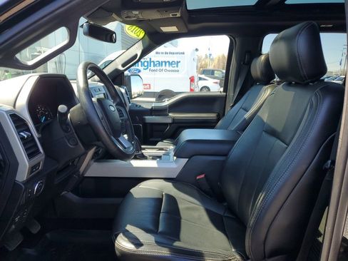 Used 2018 Ford F150 Lariat w/ Equipment Group 502A Luxury AWD/4WD image 8