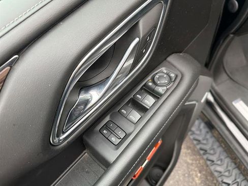 Used 2023 Chevrolet Tahoe Z71 w/ Off-Road Capability Package image 39