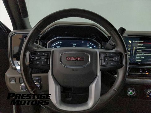 Used 2023 GMC Sierra 1500 SLE w/ Enhanced Capability Package AWD/4WD image 16