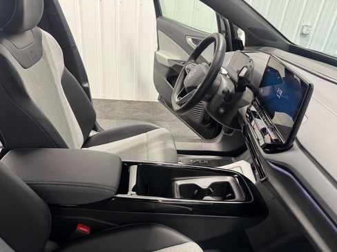 Used 2023 Volkswagen ID.4 S image 20