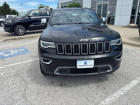 Used 2018 Jeep Grand Cherokee Limited w/ Luxury Group II AWD/4WD image 9