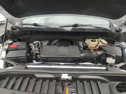 Used 2022 Chevrolet Silverado 1500 LT w/ Z71 Off-Road Package image 17