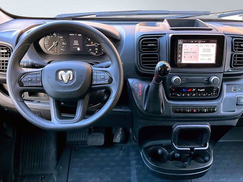 Used 2025 RAM ProMaster 2500 w/ Convenience Group image 6