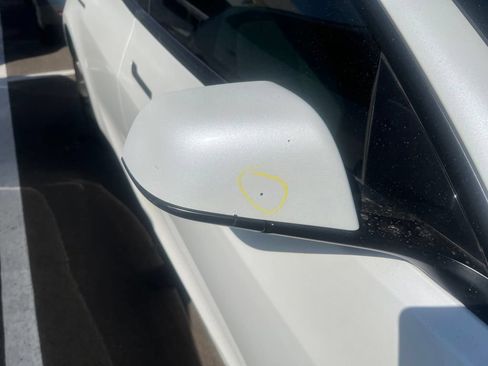 Used 2021 Tesla Model 3 Standard Range Plus RWD image 5