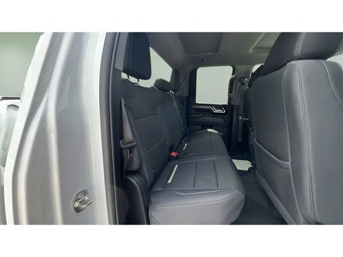 Certified 2024 Chevrolet Silverado 2500 LT AWD/4WD image 31
