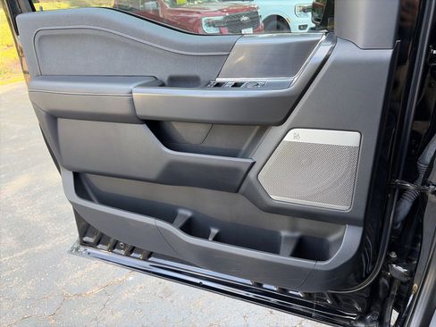 Used 2024 Ford F150 Lariat AWD/4WD image 15