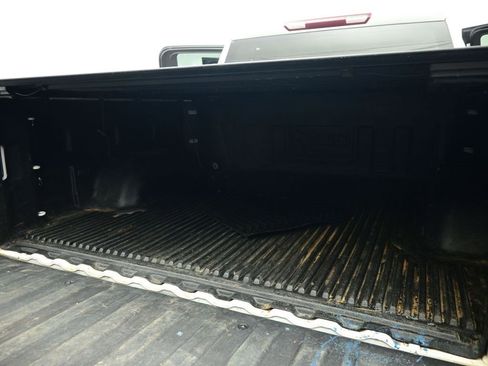 Used 2022 Chevrolet Silverado 1500 Custom image 35