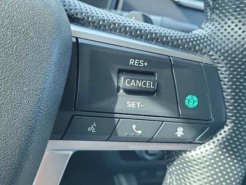 Used 2024 Mitsubishi Outlander SE AWD/4WD image 27