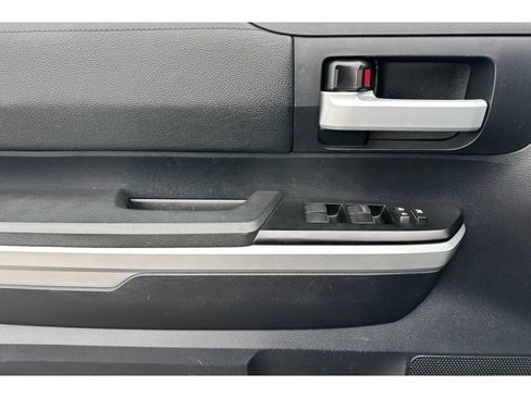 Used 2014 Toyota Tundra SR5 RWD image 11