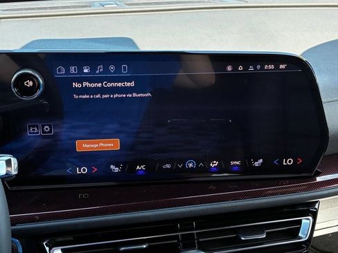 New 2026 Chevrolet Traverse Z71 w/ Driver Confidence Package AWD/4WD image 22