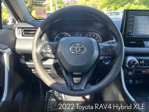 Used 2022 Toyota RAV4 XLE w/ Convenience Package AWD/4WD image 14