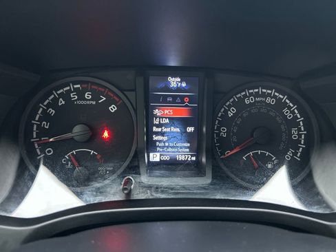 Certified 2023 Toyota Tacoma SR image 9