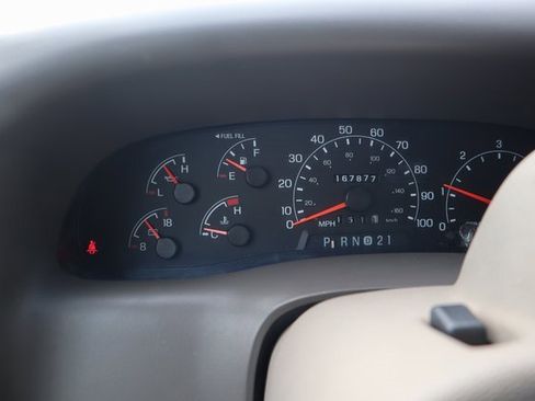 Used 2000 Ford F250 Lariat image 8