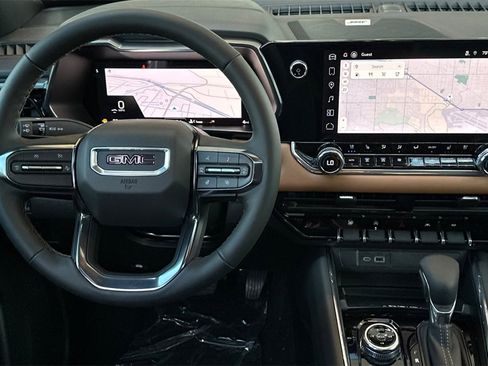 New 2025 GMC Canyon AT4 w/ Nightfall Edition image 12