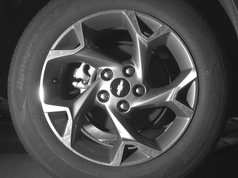 Used 2025 Chevrolet Trax LT image 14