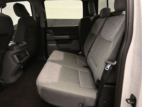 Certified 2025 Ford F250 XLT w/ Black Appearance Package image 27