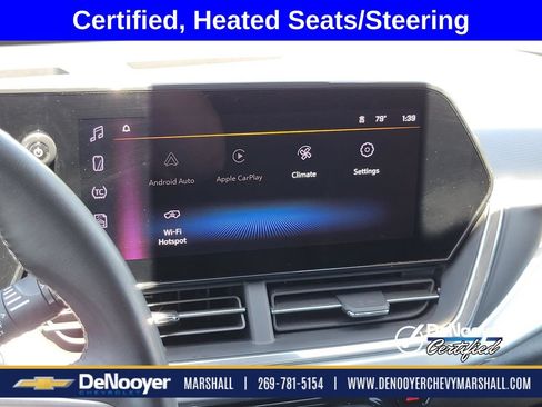 Used 2025 Chevrolet Trax LT w/ LT Convenience Package FWD image 18