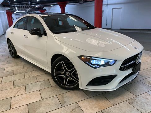 Used 2023 Mercedes-Benz CLA 250 4MATIC image 3