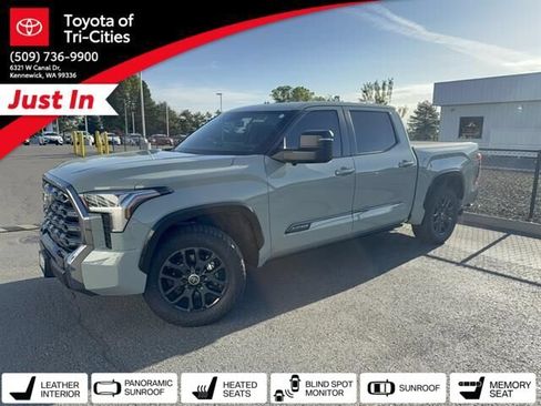 Used 2024 Toyota Tundra Platinum AWD/4WD image 31