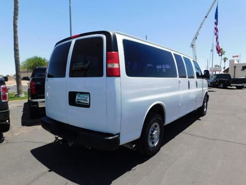 Used 2006 Chevrolet Express 3500 Extended Passenger w/ Power and Light Package image 6