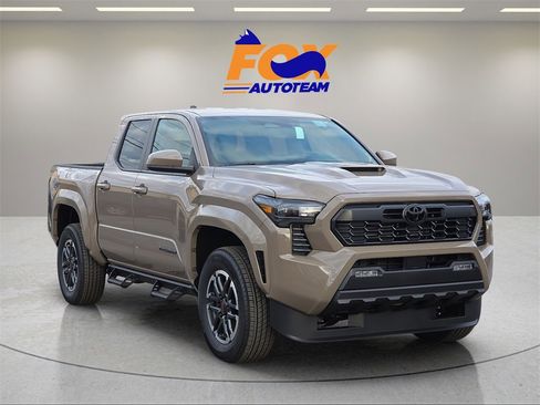 New 2026 Toyota Tacoma TRD Sport image 7