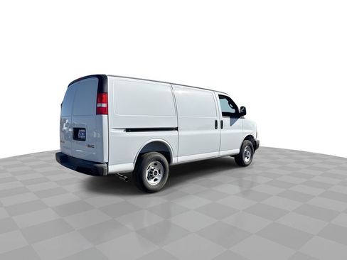 New 2025 GMC Savana 2500 w/ Driver Convenience Package image 9
