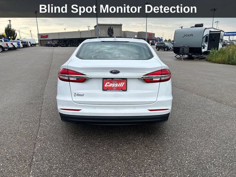 Used 2020 Ford Fusion SE FWD image 5
