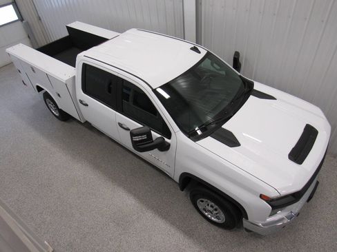 Used 2022 Chevrolet Silverado 2500 W/T w/ WT Convenience Package image 5