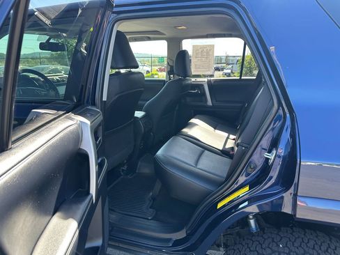 Used 2019 Toyota 4Runner SR5 Premium AWD/4WD image 14