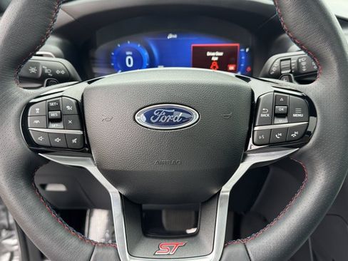Used 2024 Ford Explorer ST w/ Equipment Group 401A AWD/4WD image 24