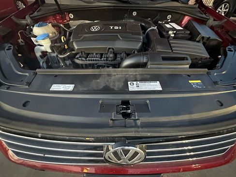 Used 2016 Volkswagen Passat 1.8T SE FWD image 25