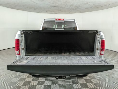 Used 2016 RAM 3500 Laramie w/ Cold Weather Group image 9