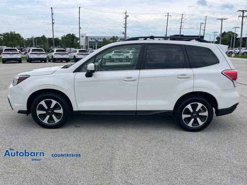 Used 2018 Subaru Forester 2.5i Limited AWD/4WD image 2