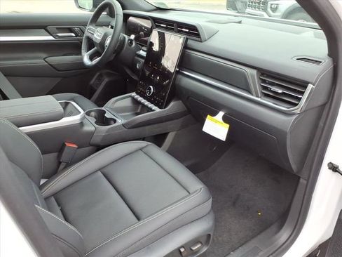 New 2026 GMC Terrain Elevation w/ Elevation Premium Package image 24