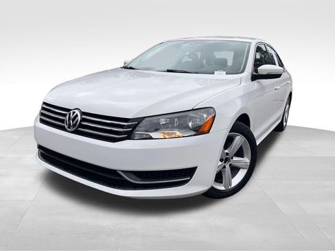 Used 2015 Volkswagen Passat 1.8T SE image 9