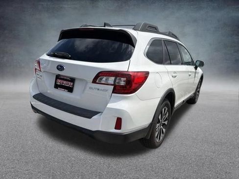 Used 2016 Subaru Outback 2.5i Limited AWD/4WD image 6
