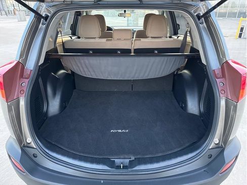 Used 2013 Toyota RAV4 XLE image 12