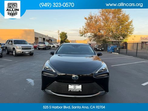 Used 2021 Toyota Mirai w/ Advanced Technology Package RWD image 2