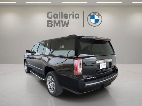 Used 2019 GMC Yukon XL Denali image 10